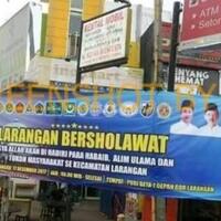 cek-fakta-viral-spanduk-larangan-bersholawat-benarkah