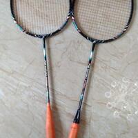 review-raket-dan-perlengkapan-badminton