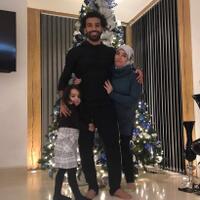 cuek-dibully-murtad-manohara-akhirnya-unggah-natalan--bukti--pindah-agama