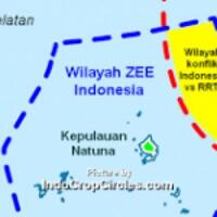 halau-kapal-tiongkok-dua-kapal-perang-siaga-di-natuna