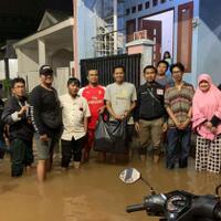 dirikan-dapur-umum-psi-tangsel-bagikan-bantuan-untuk-korban-banjir