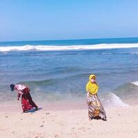 fake-friend-tidak-pantas-untuk-dipertahankan