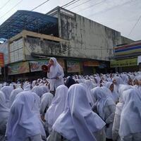 forum-pesantren-boikot-indomaret-santri-keluarga-pesantren-belanja-ke-warung-biasa