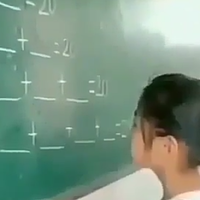 bocah-super-jenius-iq200-menjawab-soal-susah-dengan-cara-mudah-kepikiran-cara-ini