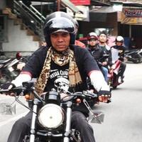 naik-harley-ke-pantai-ustaz-abdul-somad-disambut-warga-bak-raja
