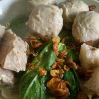 viral-pengakuan-karyawan-warung-bakso-temukan-celana-dalam-di-kuali