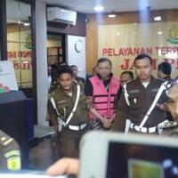 mantan-dirut-jiwasraya-hendrisman-rahim-ditahan-kejagung
