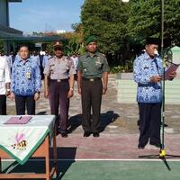 siswi-tak-berjilbab-diteror-sman-1-gemolong-akhirnya-ikrar-pancasila