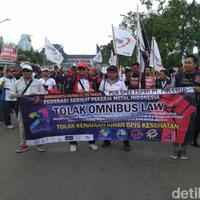 apa-itu-omnibus-law-yang-didemo-buruh-di-dpr