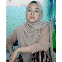 heboh-video-gadis-cantik-sindir-tukang-utang-susah-bayar-pamer-liburan-netijen-riuh