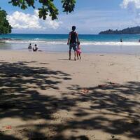 pesona-pantai-undi-distrik-masni-manokwari-papua-barat