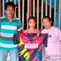 sumbangan-mengalir-ke-bocah-sd-juara-i-lomba-lari-yang-nangis-tanpa-hadiah