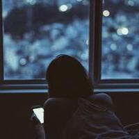 cara-elegan-menghadapi-pacar-yang-jarang-ngasih-kabar