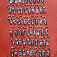 yang-mau-jadi-pengepul-gantungan-kunci-akrilik-bolak-balik-di-tempat-wisata