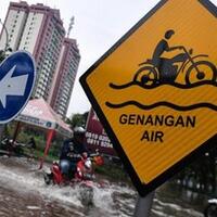 bnpb-sebut-banjir-rendam-23-kecamatan-di-dki-jaktim-terparah