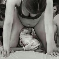 momen-melahirkan-buat-sebagian-orang-menangis-dan-tak-ingin-jadi-anak-durhaka