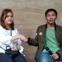 karyawati-di-viral-salah-jalan-minta-maaf-ke-driver-dan-grab