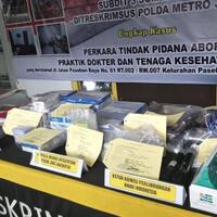 klinik-aborsi-paseban-digrebek-polisi-gugurkan-903-janin-dengan-omset-rp-55-m