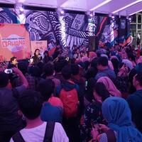 begini-serunya-bahana-on-mrt-stage-bareng-virzha