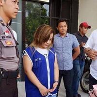 demi-rp-15-juta-cewek-cantik-ini-sembunyikan-sabu-dalam-kemaluan