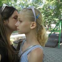 ciuman-sesama-jenis-disambut-baik-mengapa-ya