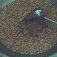 kedelai-goreng-bikin-sendiri-teman-setia-saat-asyik-sendiri-dan-gak-sendiri