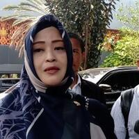 murka-fahira-idris-ancam-bakar-spanduk-salahkan-anies-soal-banjir