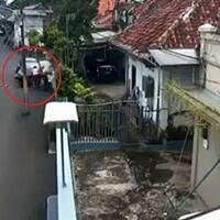 ngeri-detik-detik-ibu-hamil-dan-janinnya-tewas-tertabrak-mobil-di-palmerah