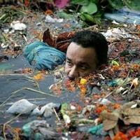 habis-makan-buang-sembarangan-para-lurah-ini-harusnya-malu-sama-anak-sd