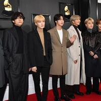 bts-berhasil-raih-posisi-pertama-dalam-chart-billboard-200