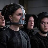 scold-s-bridle-hukuman-ekstream-untuk-wanita-penggosip-wajah-dan-lidah-ditusuk-paku