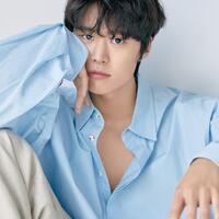 gong-myung-dikabarkan-keluar-dari-fantagio