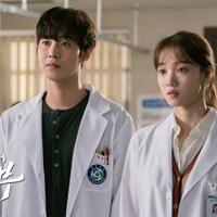 trik-jitu-ahn-hyo-seop-sukses-adegan-ciuman-sama-lee-sung-kyung-di--dr-romantic-2