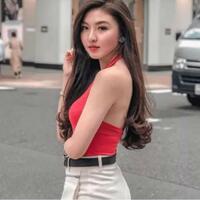 pakai-tank-top-merah-senyumnya-ruth-stefanie-bikin-gagal-fokus