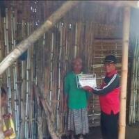 rumah-terbuat-dari-bambu-buruh-tani-di-tongas-tolak-bantuan-pkh