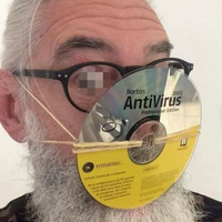 foto-lucu-apotek-warga-sampai-kucing-pun-hindari-corona