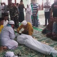 pasutri-nekat-sumpah-pocong-di-masjid-karena-dituduh-bisa-santet