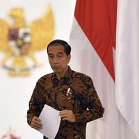 presiden-jokowi-imbau-masyarakat-bekerja-belajar-dan-beribadah-di-rumah