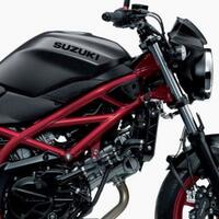 belum-banyak-orang-yang-tahu-suzuki-punya-motor-naked-v-twin-seharga-100-jutaan