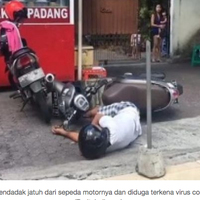 disangka-kena-corona-pria-epilepsi-jatuh-dari-motor-bikin-polisi-ketakutan