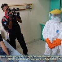 pemkab-jelaskan-viral-kamerawan-tanpa-apd-ikut-bupati-simalungun-cek-odp