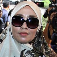 kerap-nyinyiri-pemerintahfirzahusein-usul-fadlizon-dan-rizalramli-agardiisolasi-saja