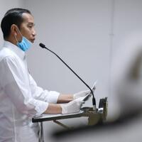 jokowi-perintahkan-pembatasan-sosial-skala-besar-dan-darurat-sipil