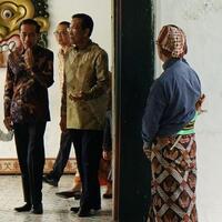 jokowi-teken-pembatasan-sosial-berskala-besar-sultan-mudik-dilarang-tidak