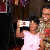 anies-akan-bagikan-masker-gratis-ke-warga