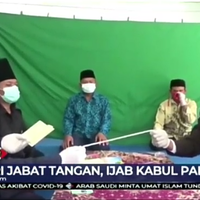 mencegah-virus-covid-19-ijab-kabul-ini-gunakan-tali-sebagai-ganti-jabat-tangan