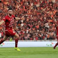 bantu-jakarta-lawan-covid-19-marko-simic-lelang-medali-liga-1