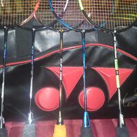 review-raket-dan-perlengkapan-badminton-lanjutan