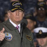 trump-tandatangani-perintah-eksekutif-untuk-menambang-bulan