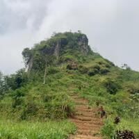 gunung-kendil-an-amazing-sunrise-dan-sunset-spot